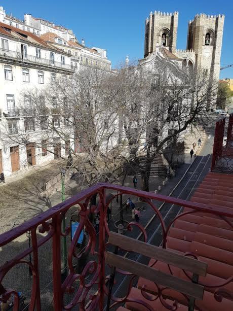 Update Urban Chic Flat In 19Th Century Building 2 Bedrooms & 2 Bathrooms & Ac Central Alfama District Lissabon Exterior foto