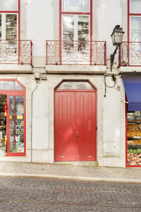 Update Urban Chic Flat In 19Th Century Building 2 Bedrooms & 2 Bathrooms & Ac Central Alfama District Lissabon Exterior foto
