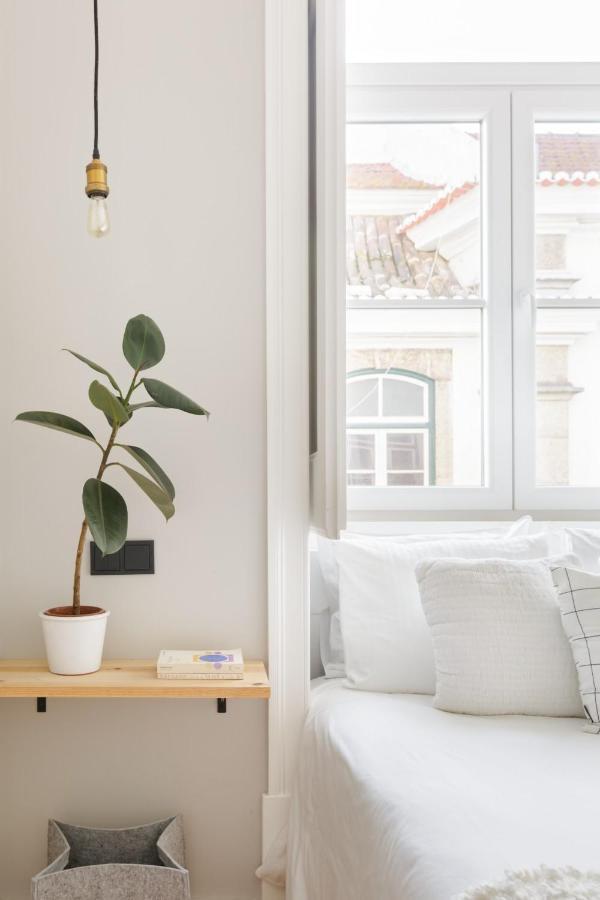 Update Urban Chic Flat In 19Th Century Building 2 Bedrooms & 2 Bathrooms & Ac Central Alfama District Lissabon Exterior foto