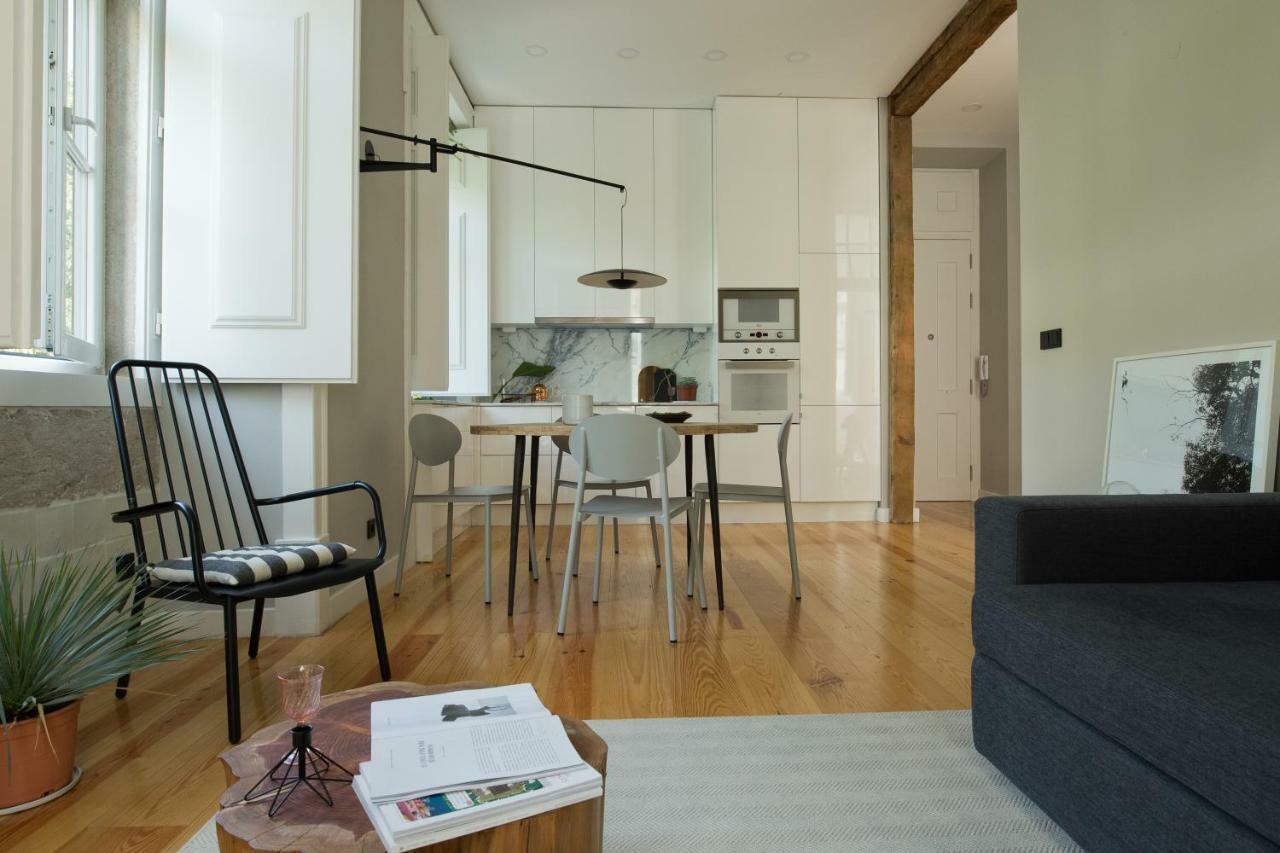 Update Urban Chic Flat In 19Th Century Building 2 Bedrooms & 2 Bathrooms & Ac Central Alfama District Lissabon Exterior foto